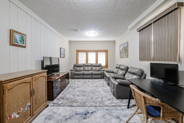 370 E Elk Grove Blvd, Elk Grove Village, IL 60007 - photo 3