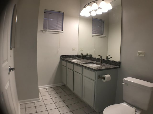 948 W 15th Pl Unit 1B, Chicago, IL 60608 - bathroom with double vanity and tile patterned floors
