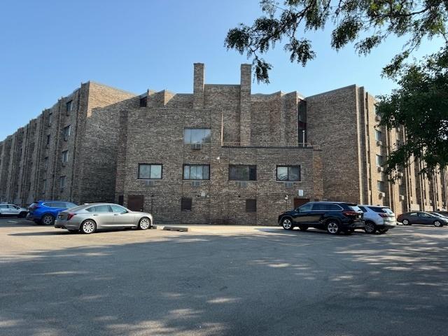 5306 N Cumberland Ave Unit 323, Chicago, IL 60656 - photo 1