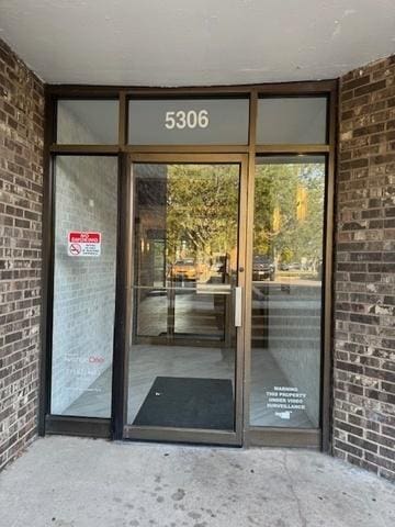 5306 N Cumberland Ave Unit 323, Chicago, IL 60656 - photo 2