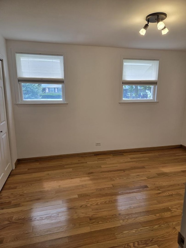 6325 Barrett St, Downers Grove, IL 60516 - photo 9
