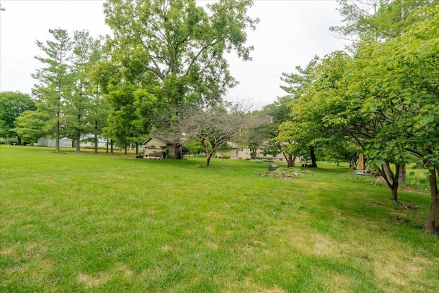201 N Broadway St, Hudson, IL 61748 - view of grassy yard