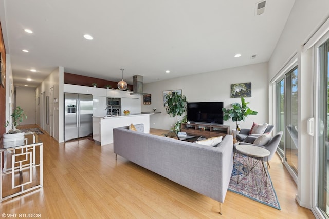 2624 W Armitage Ave Unit 4B, Chicago, IL 60647 - photo 4