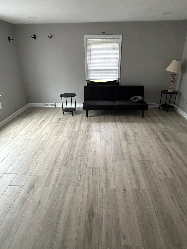 572 Middle Ave, Aurora, IL 60506 - photo 2