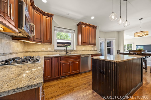 805 W Thornwood Dr, South Elgin, IL 60177 - photo 11