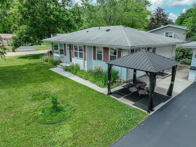 630 Stewart Ave, Woodstock, IL 60098 - photo 2