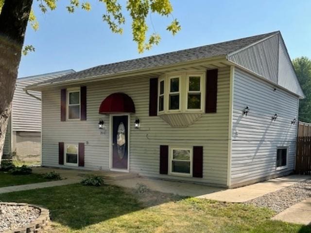 266 S Randolph Ave, Bradley, IL 60915 - photo 1
