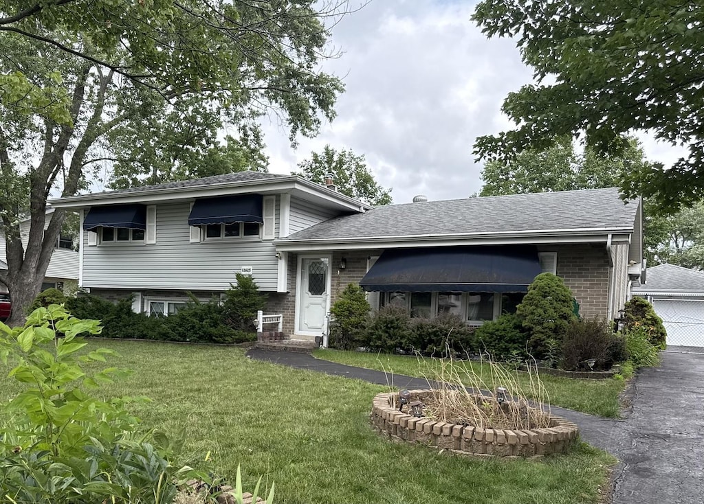 12625 S Menard Ave, Palos Heights, IL 60463 - photo 1