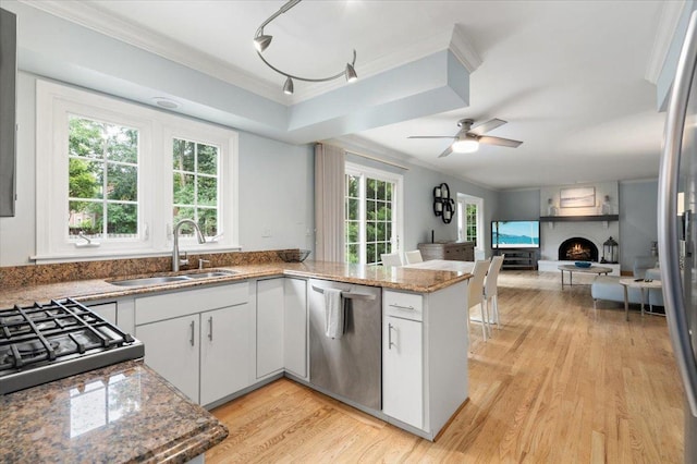 1544 Orth Ct, Wheaton, IL 60189 - photo 11