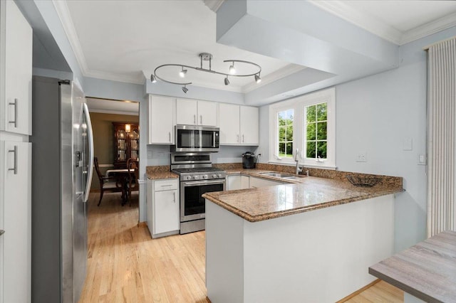 1544 Orth Ct, Wheaton, IL 60189 - photo 13