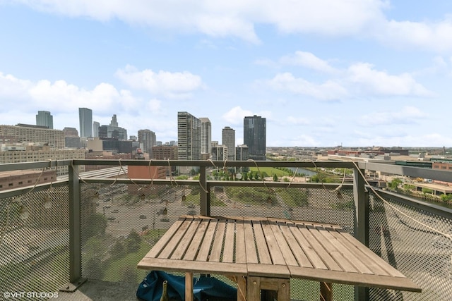 235 W Van Buren St Unit 1705, Chicago, IL 60607 - balcony featuring a skyline view