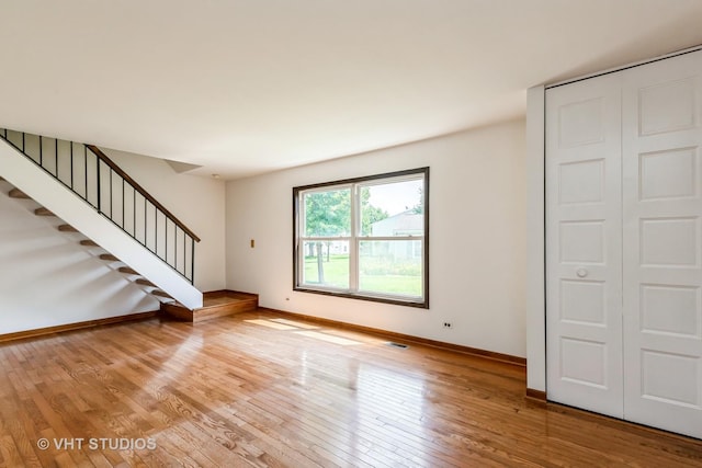 315 Meadow Ct, Vernon Hills, IL 60061 - photo 2