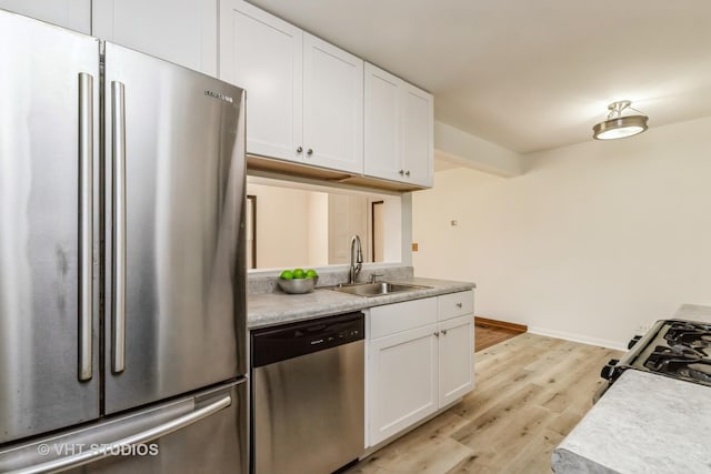 315 Meadow Ct, Vernon Hills, IL 60061 - photo 5