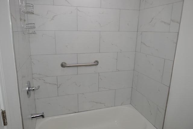 412 Salem Sq, Bolingbrook, IL 60440 - photo 13