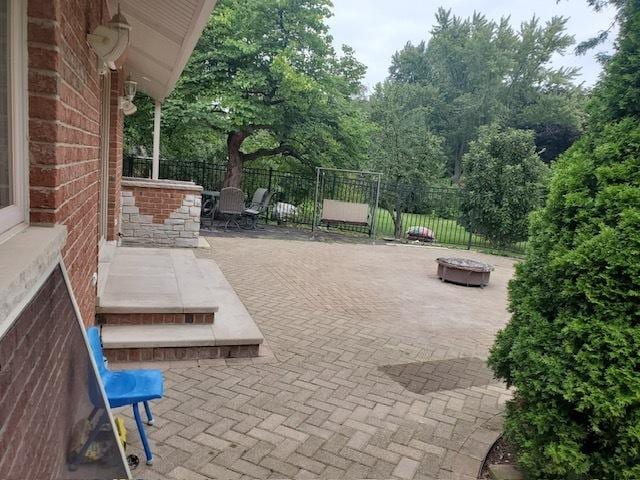 2277 S Westwood Ln, Palatine, IL 60067 - view of patio