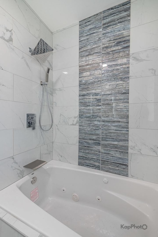 9340 S Elizabeth St, Chicago, IL 60620 - bathroom featuring a combined bath / shower with jetted tub