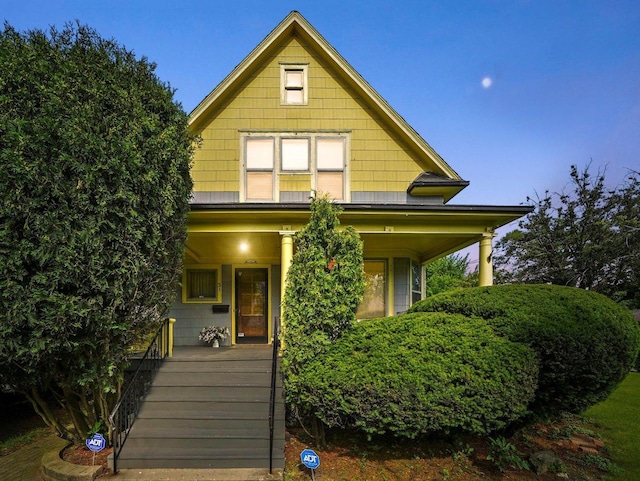 31 Bluff Ave, La Grange, IL 60525 - view of front of home with covered porch