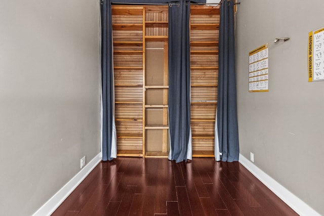 5048 N Marine Dr Unit A9, Chicago, IL 60640 - detailed view of baseboards and wood finished floors