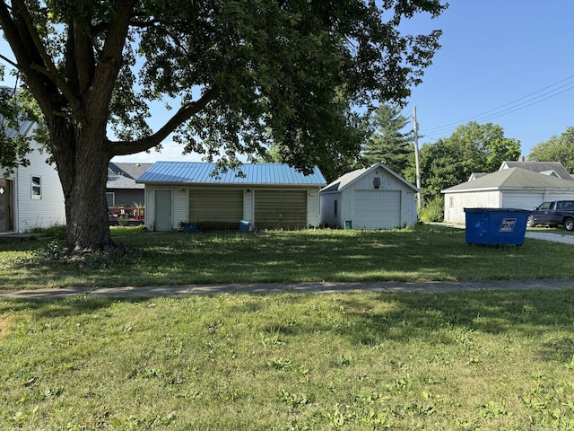 110 N Vine St, Bellflower, IL 62174 - photo 4