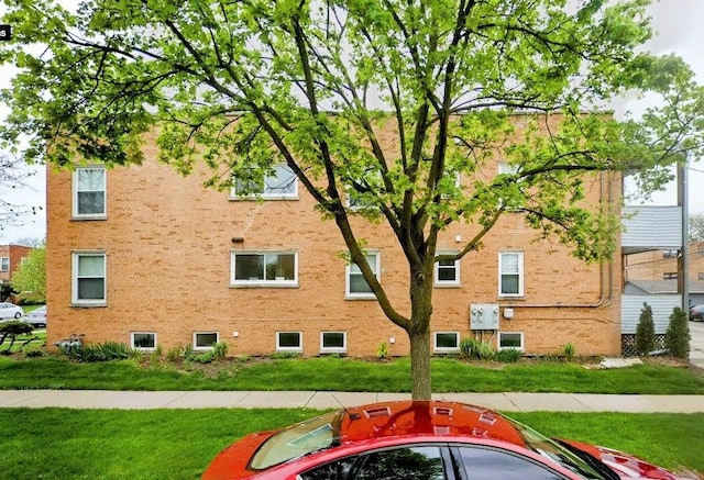 9003 Bronx Ave, Skokie, IL 60077 - view of building exterior
