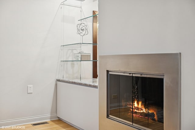 65 W Schiller St, Chicago, IL 60610 - detailed view of wood finished floors and baseboards