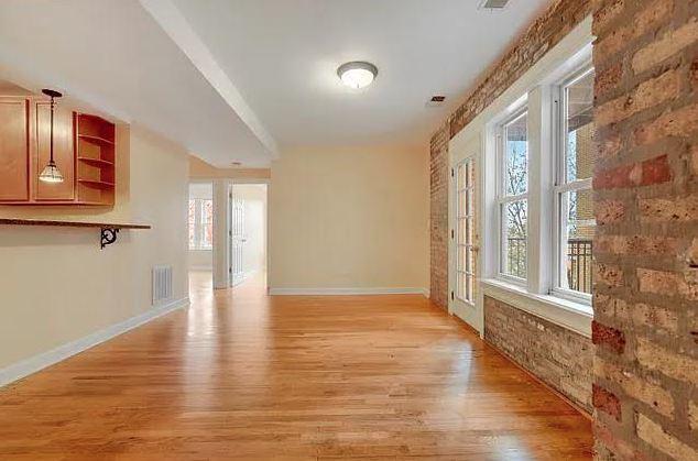 2338 W Granville Ave Unit 2, Chicago, IL 60659 - photo 4