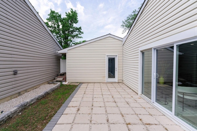 129 Highbury Dr, Elgin, IL 60120 - view of patio / terrace