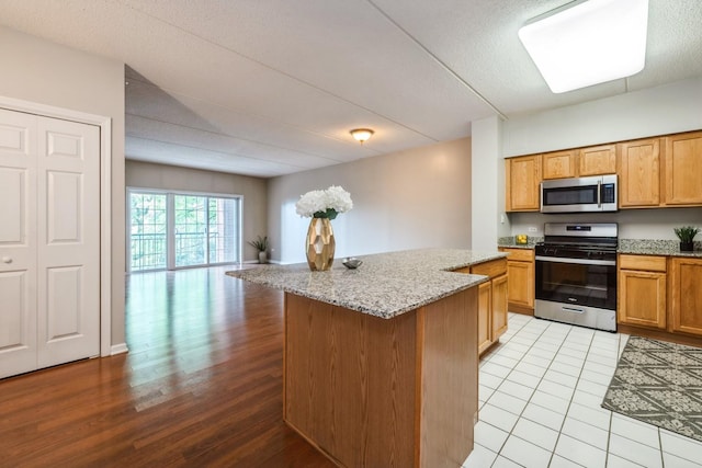 1479 N Milwaukee Ave Unit 203, Libertyville, IL 60048 - photo 3