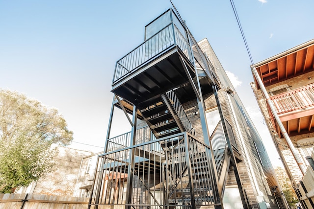 4634 S Langley Ave, Chicago, IL 60653 - view of home's community featuring stairway