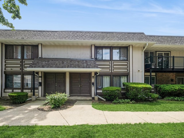1117 Court B Ct, Hanover Park, IL 60133 - photo 1