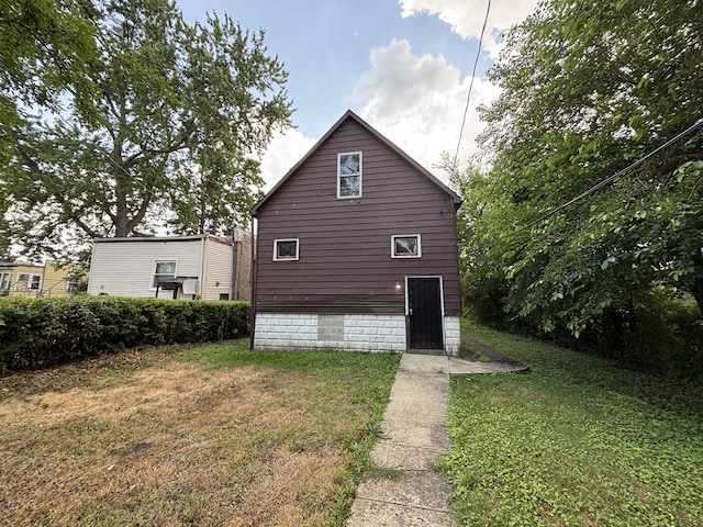 269 E 23rd St, Chicago Heights, IL 60411 - rear view of property with a lawn and crawl space