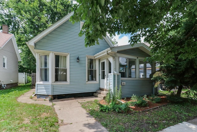 1005 S E St, Bloomington, IL 61701 - photo 1