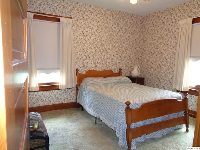 215 S 16th St, Quincy, IL 62301 - bedroom with wallpapered walls and carpet flooring