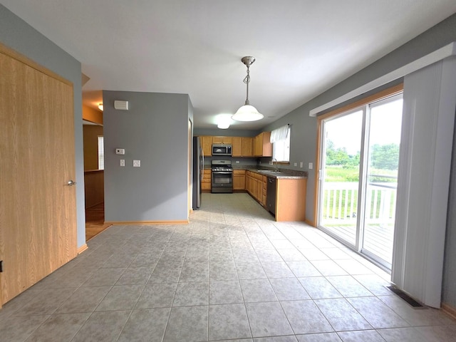 1522 Fox Sedge Trl, Woodstock, IL 60098 - photo 3