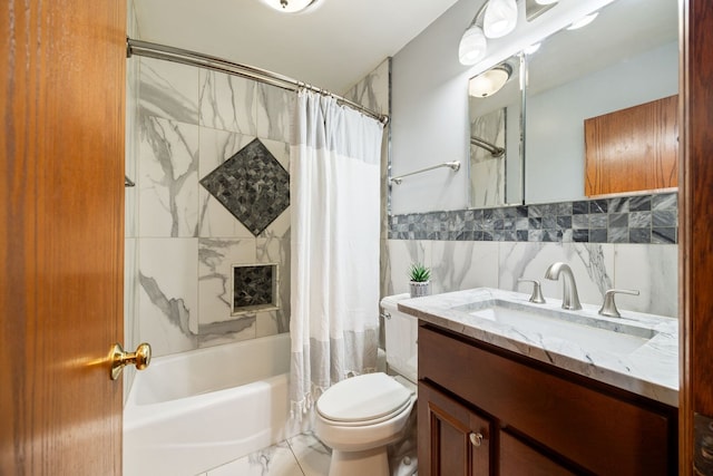 267 N Idlewild Ave, Mundelein, IL 60060 - full bath with shower / bath combo, vanity, and tile walls