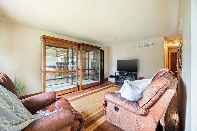 267 N Idlewild Ave, Mundelein, IL 60060 - living room with wood finished floors
