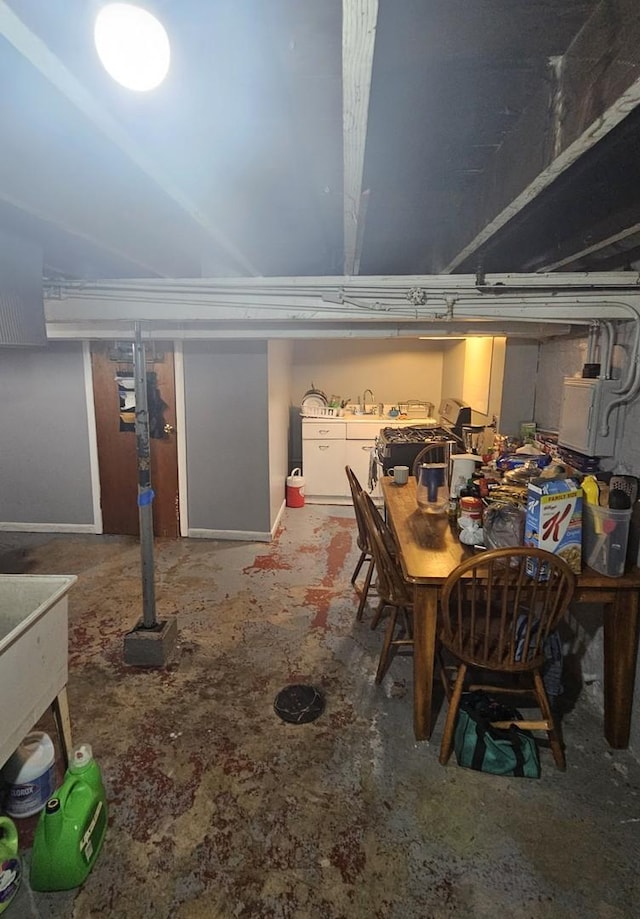 5330 S California Ave, Chicago, IL 60632 - finished below grade area featuring baseboards