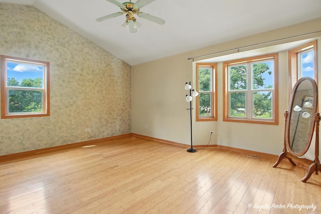 35954 N Hunt Ave, Ingleside, IL 60041 - photo 18