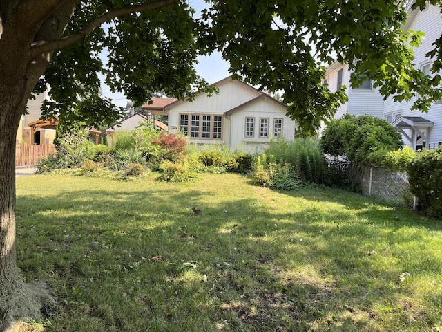 6947 W Jarvis Ave, Niles, IL 60714 - photo 3