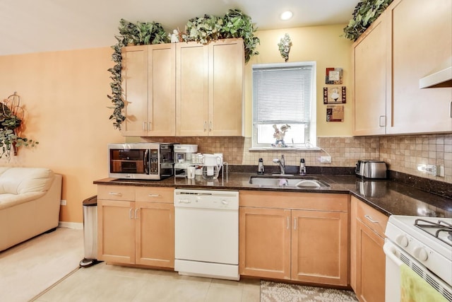 1016 S Racine Ave Unit 201, Chicago, IL 60607 - photo 9