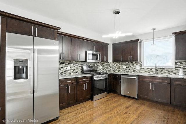 7723 S Paxton Ave, Chicago, IL 60649 - photo 9