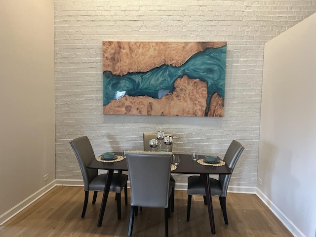 1039 Deerfield Pl Unit 1039, Highland Park, IL 60035 - dining space featuring wood finished floors and baseboards