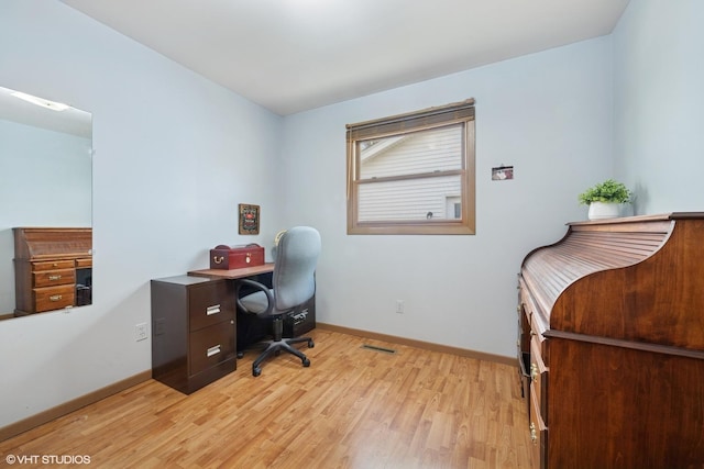 1713 Meadow Ln, Mchenry, IL 60050 - office area featuring light wood-style flooring and baseboards