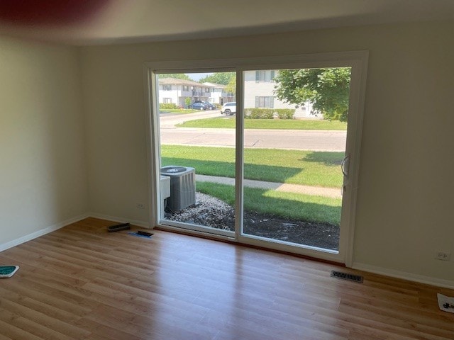 1040 Quanset Ct Unit 1804, Schaumburg, IL 60194 - entryway with wood finished floors