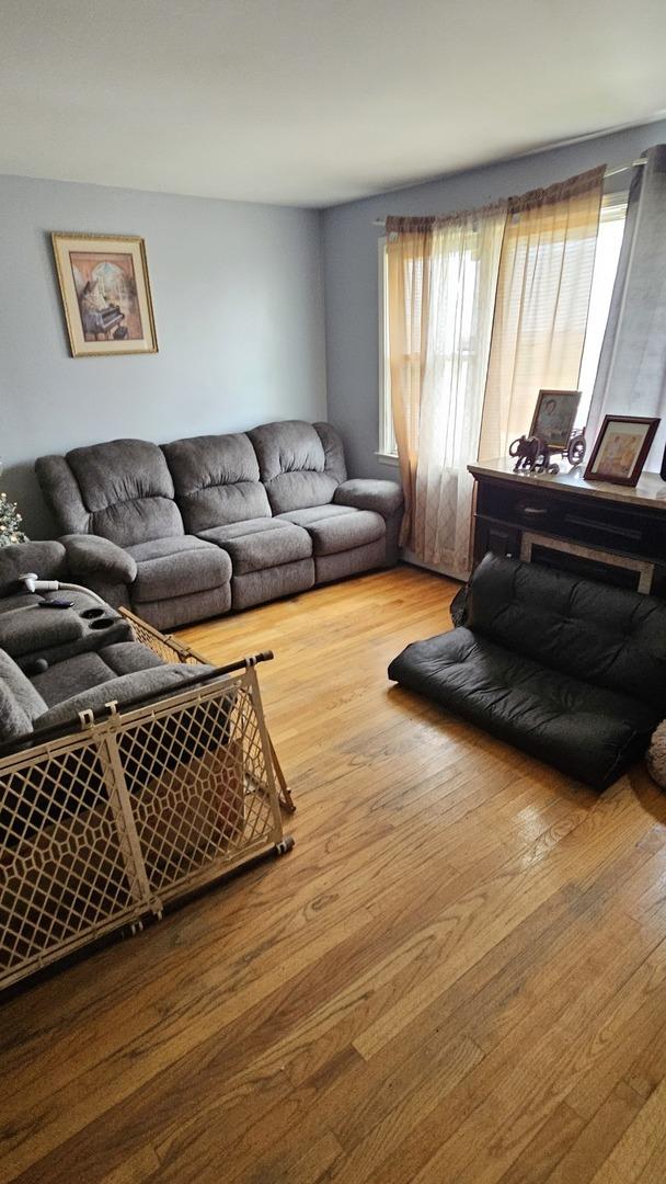 3201 Armitage Ave, Melrose Park, IL 60160 - living area featuring wood finished floors