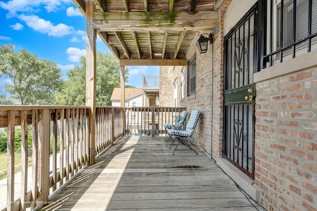 1423 E 68th St Unit 2, Chicago, IL 60637 - view of wooden deck