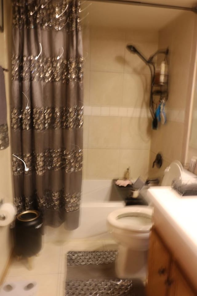 21546 Peterson Ave, Sauk Village, IL 60411 - bathroom featuring shower / bathtub combination with curtain and vanity