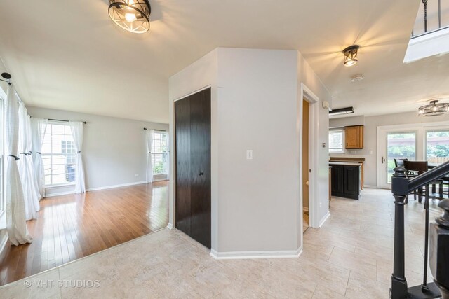 1289 Evergreen Ln, Elgin, IL 60123 - photo 7