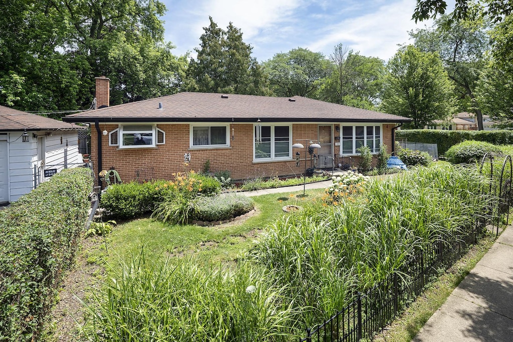50 Glenview Rd, Glenview, IL 60025