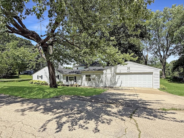 1602 E De Leon St, Freeport, IL 61032 - photo 2
